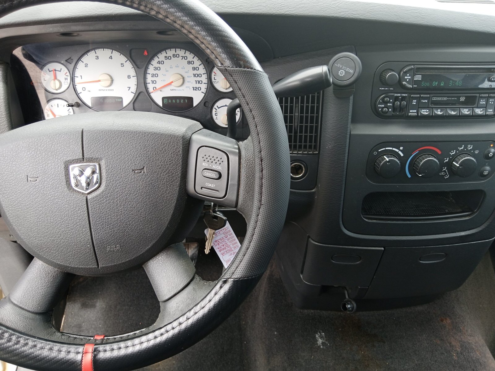 2004 DODGE RAM - Image 4