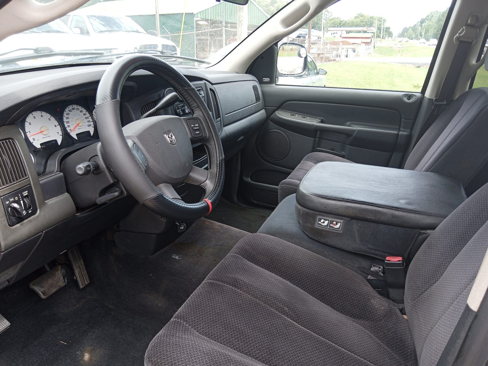 2004 DODGE RAM - Image 6