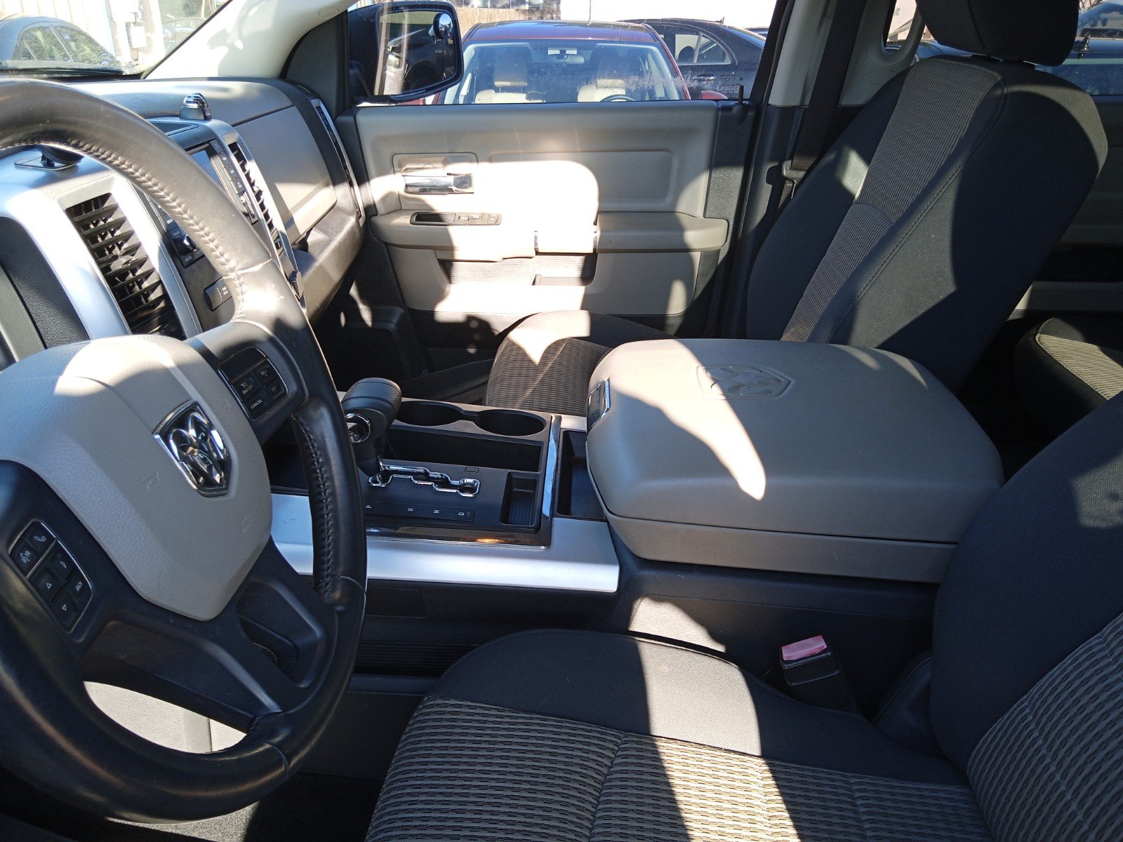 2012 DODGE RAM - Image 4