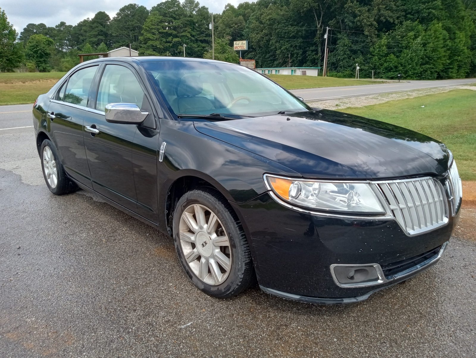 2011 LINCOLN MKZ - Image 4